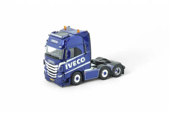 Tekno Iveco S-Way AS High Cavalo Mecânico 6x2 Nederland