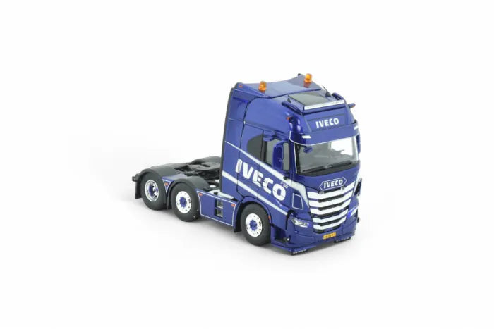 Tekno Iveco S-Way AS High Cavalo Mecânico 6x2 Nederland