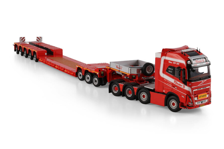 WSI Kloster A/S Volvo FH5 Globetrotter XL 8x4 com Prancha de Transporte e Dolly 3 Eixos