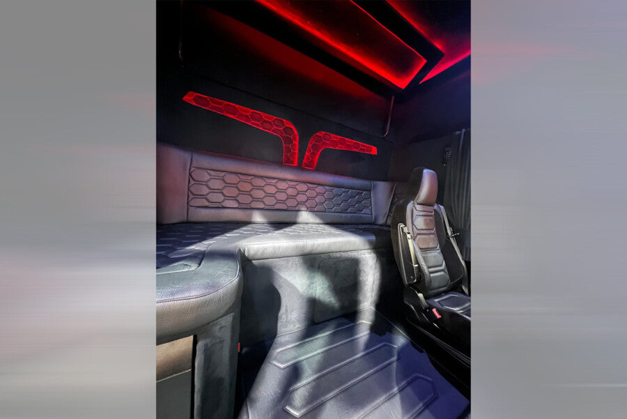 WSI Scania Vlastuin Torpedo 6x2 com Semirreboque Basculante 3 Eixos Na Schakt