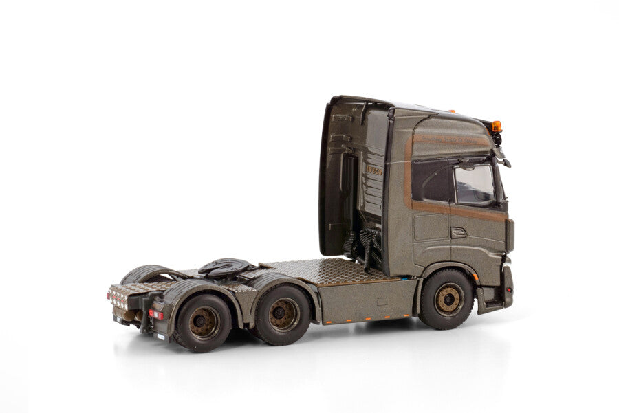 WSI Iveco S-Way AS High Cavalo Mecânico 6x2 3 Eixos Peter Binnendijk Trucking