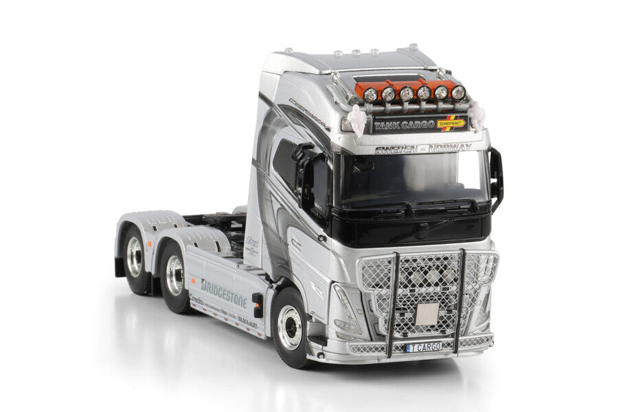 WSI Volvo FH5 Globetrotter XL 6x2 Cavalo Mecânico Tanque Tank Cargo