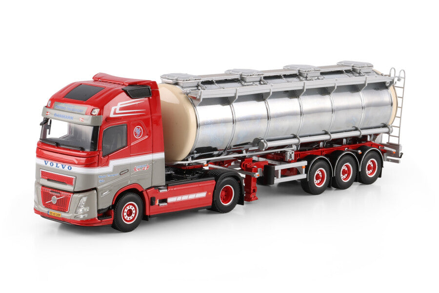 WSI Volvo FH Aero Globetrotter XL com Semirreboque Tanque Cromado Wetter