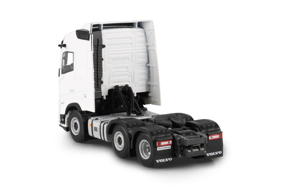 WSI Volvo FH Aero Globetrotter 6x2 Cavalo Mecânico Linha Branca